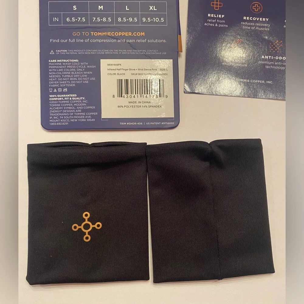 Tommie Copper Infrared Compression Glove & Wrist Pack Black Large V47167